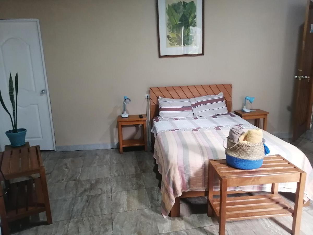 Poseidon Guest House Ікітос Екстер'єр фото