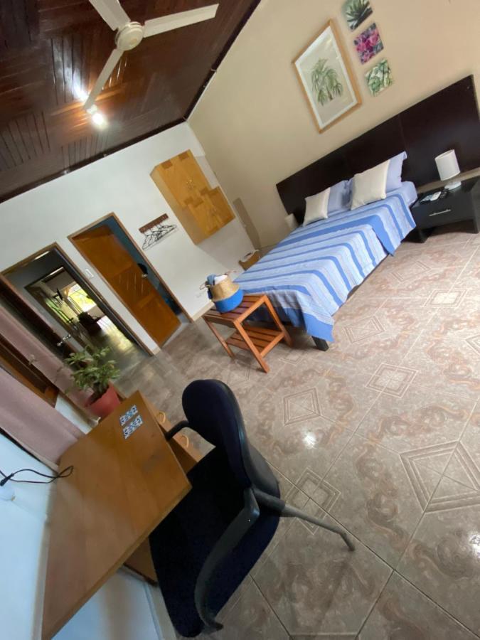 Poseidon Guest House Ікітос Екстер'єр фото